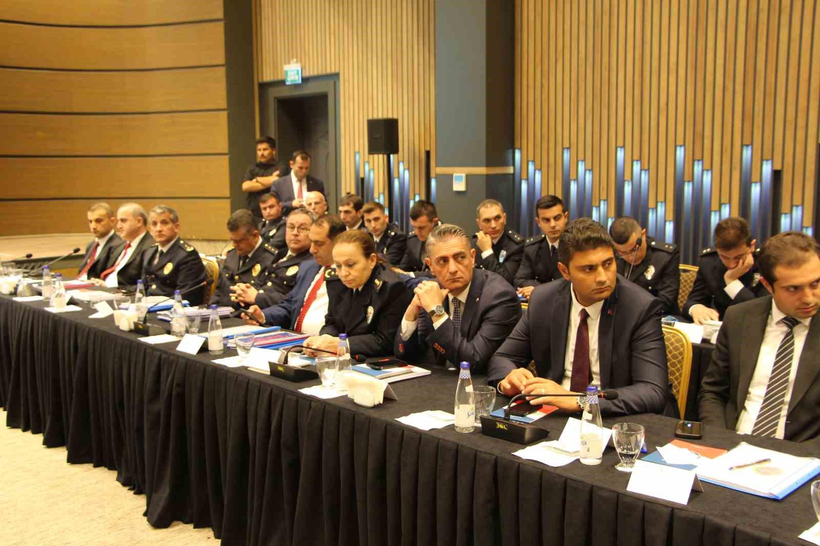 Bakan Ali Yerlikaya: 