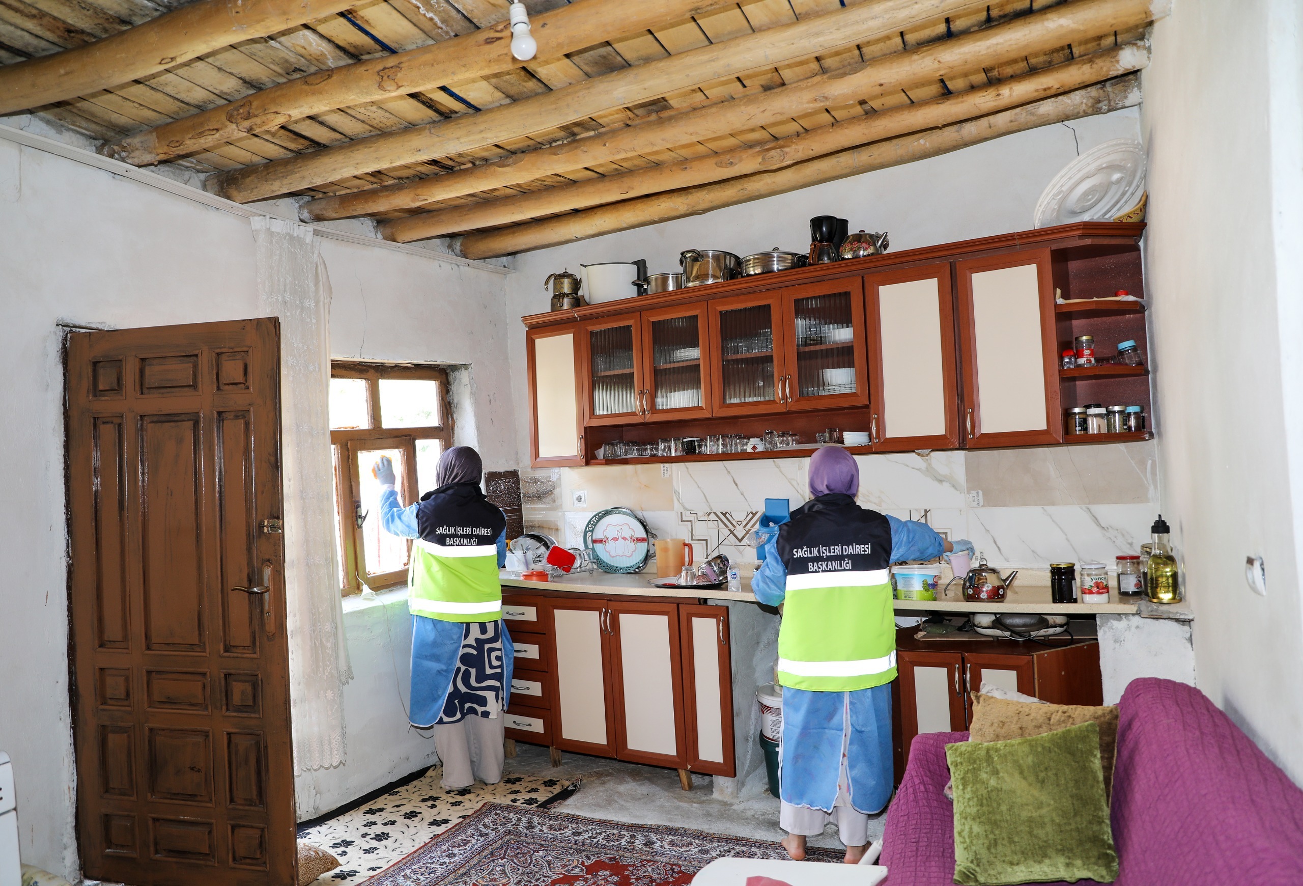 Van Büyükşehir Belediyesi’nden evde temizlik hizmeti