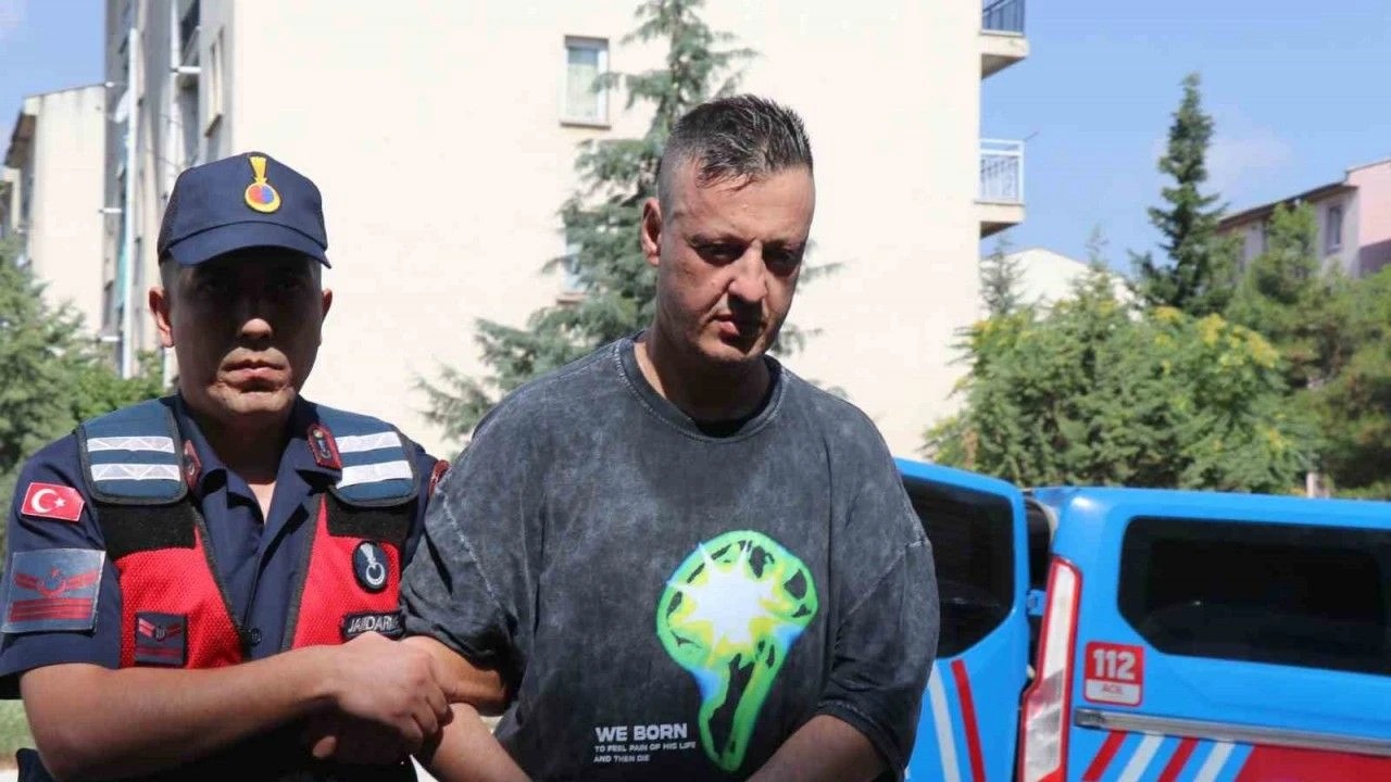 ‘Binbir surat’ son işinde yakalandı