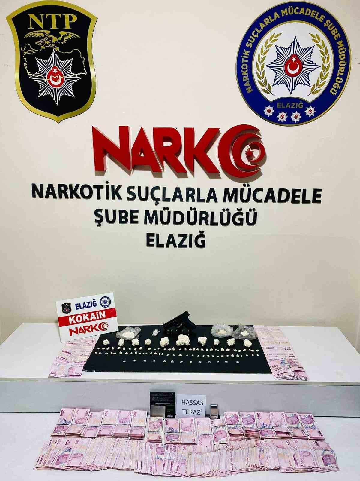 Elazığ’da sokak satıcılarına yönelik operasyon düzenlendi