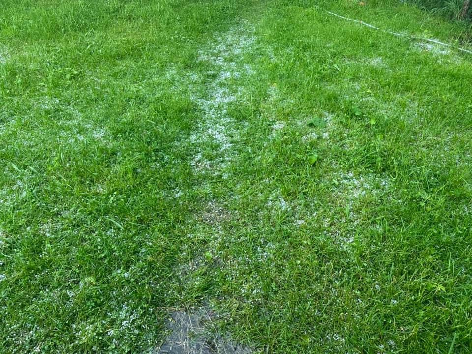 Elektrik trafosu patlayınca, karanlıkta kaldılar