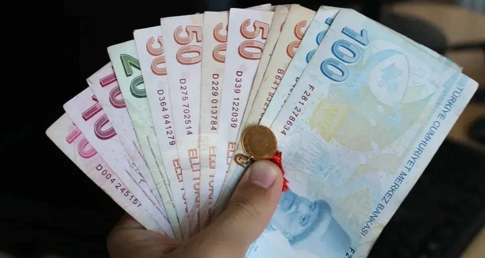 Merakla bekleniyor: En düşük emekli ücreti ne kadar olacak?