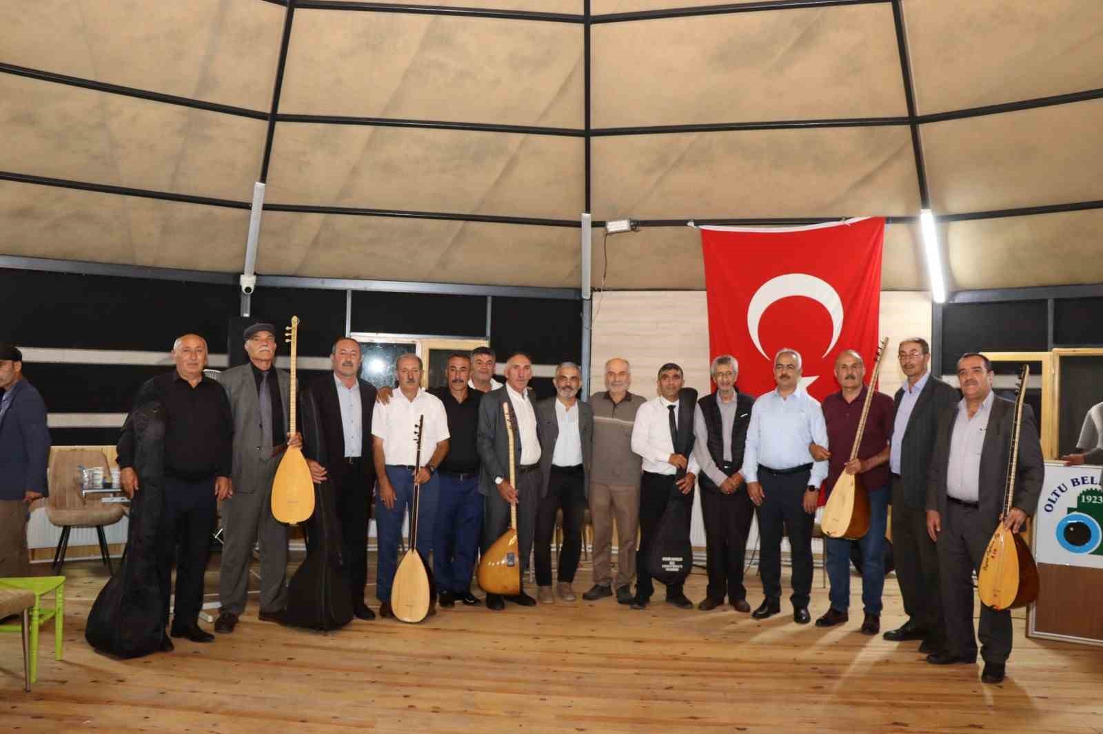 Erzurumlu aşıklar  coşturdu