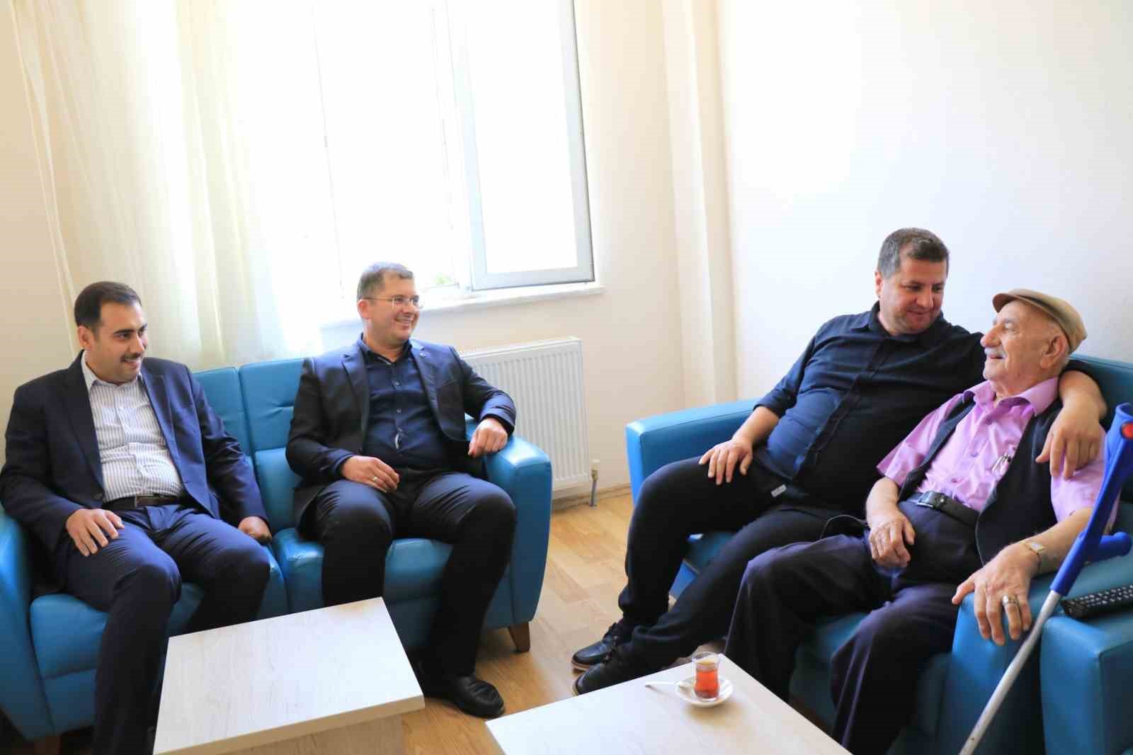 Huzurevi’ne anlamlı ziyaret