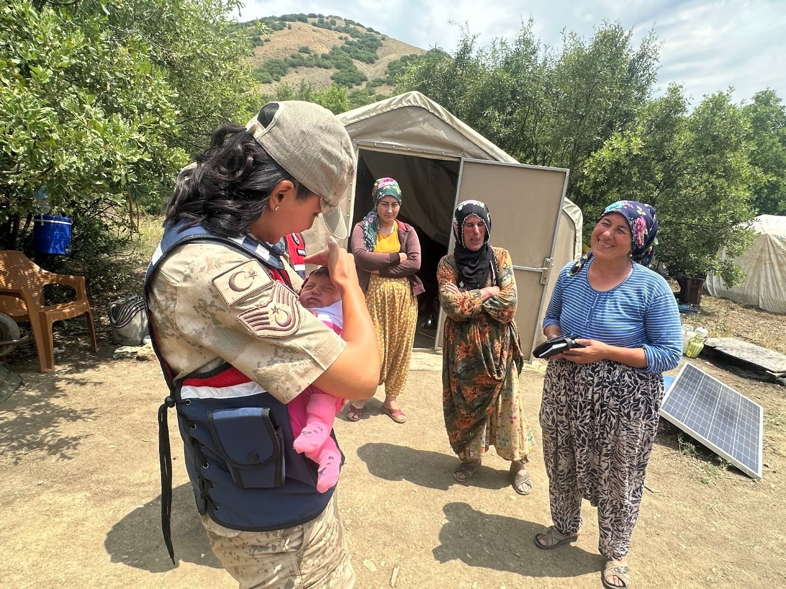 Jandarmalar kız çocuklarının umudu oldu