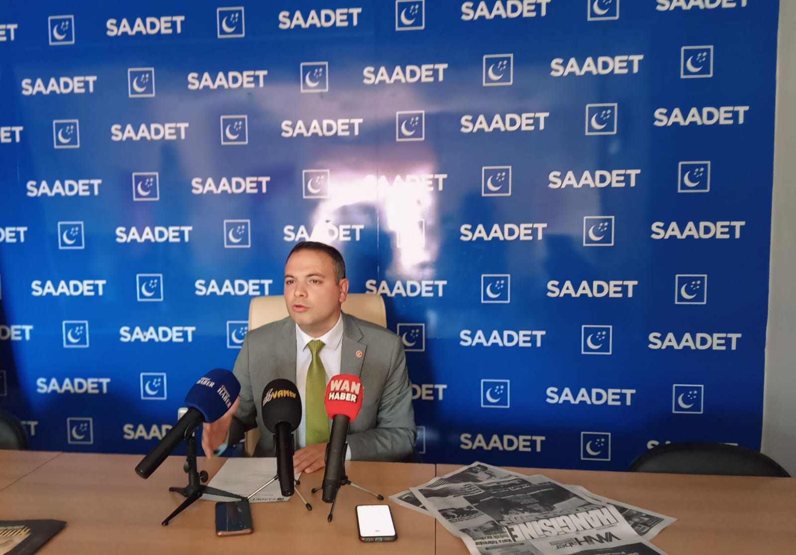 İlhan: “Para yok, huzur yok, hangisine üzülelim şaşırdık!”