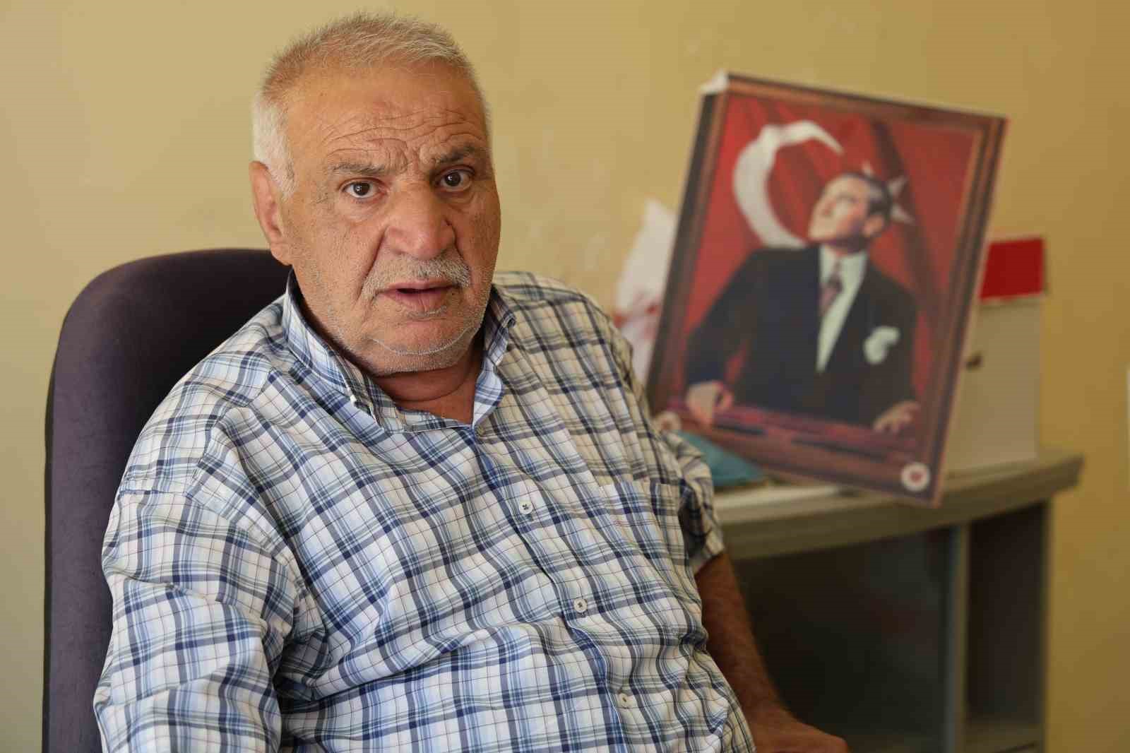 Tavsiyeyle başladığı işini büyük bir şevkle sürdürüyor