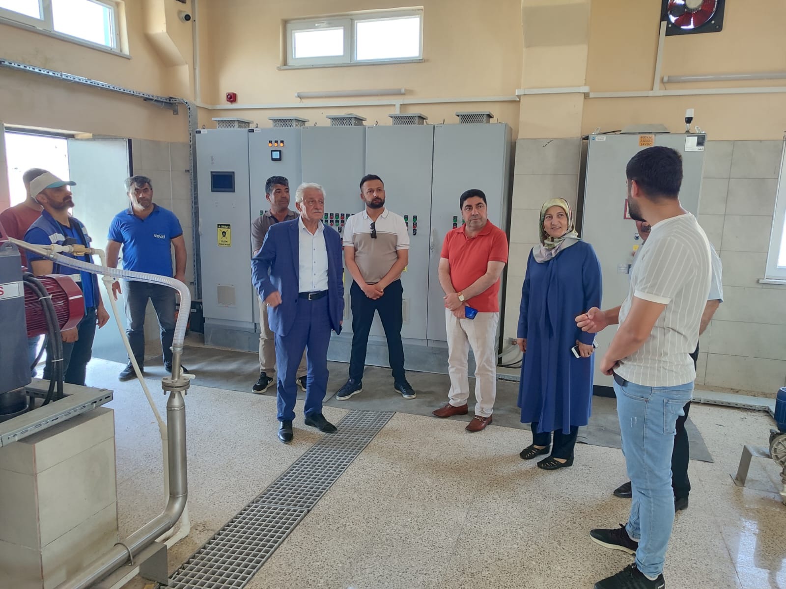 Gürpınar Belediyesi Eş Başkanlarından VASKİ’nin Gürpınar Şefliğine ziyaret