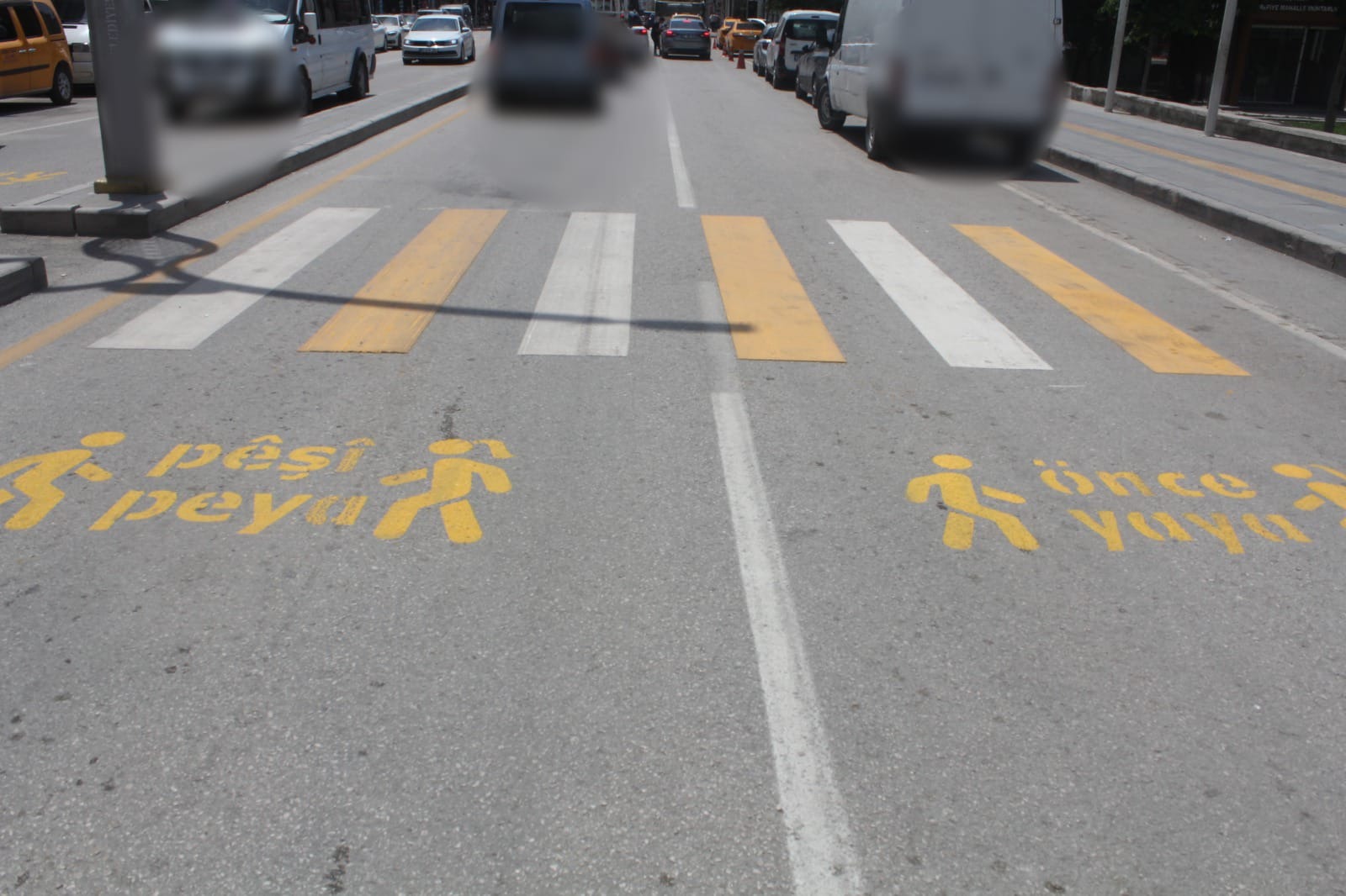 Van’da Kürtçe trafik uyarı yazıları yazıldı