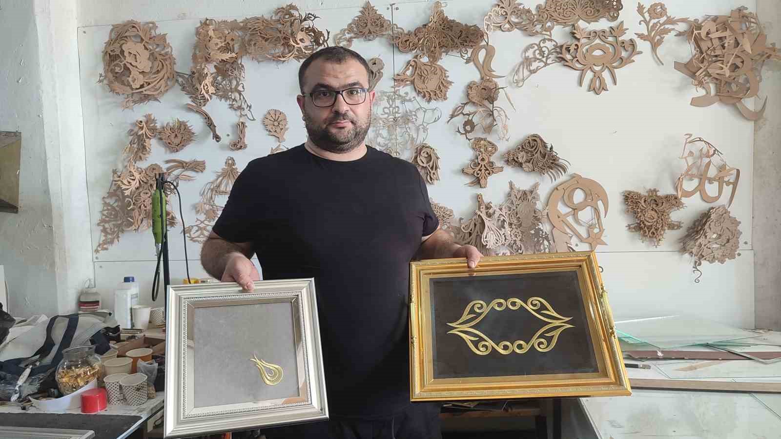 Depremzede esnafın yaptığı eserler  ilgi görüyor