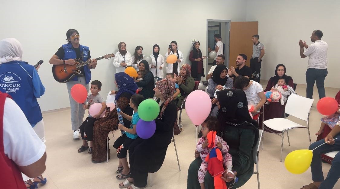 Şarkılarla stres attılar