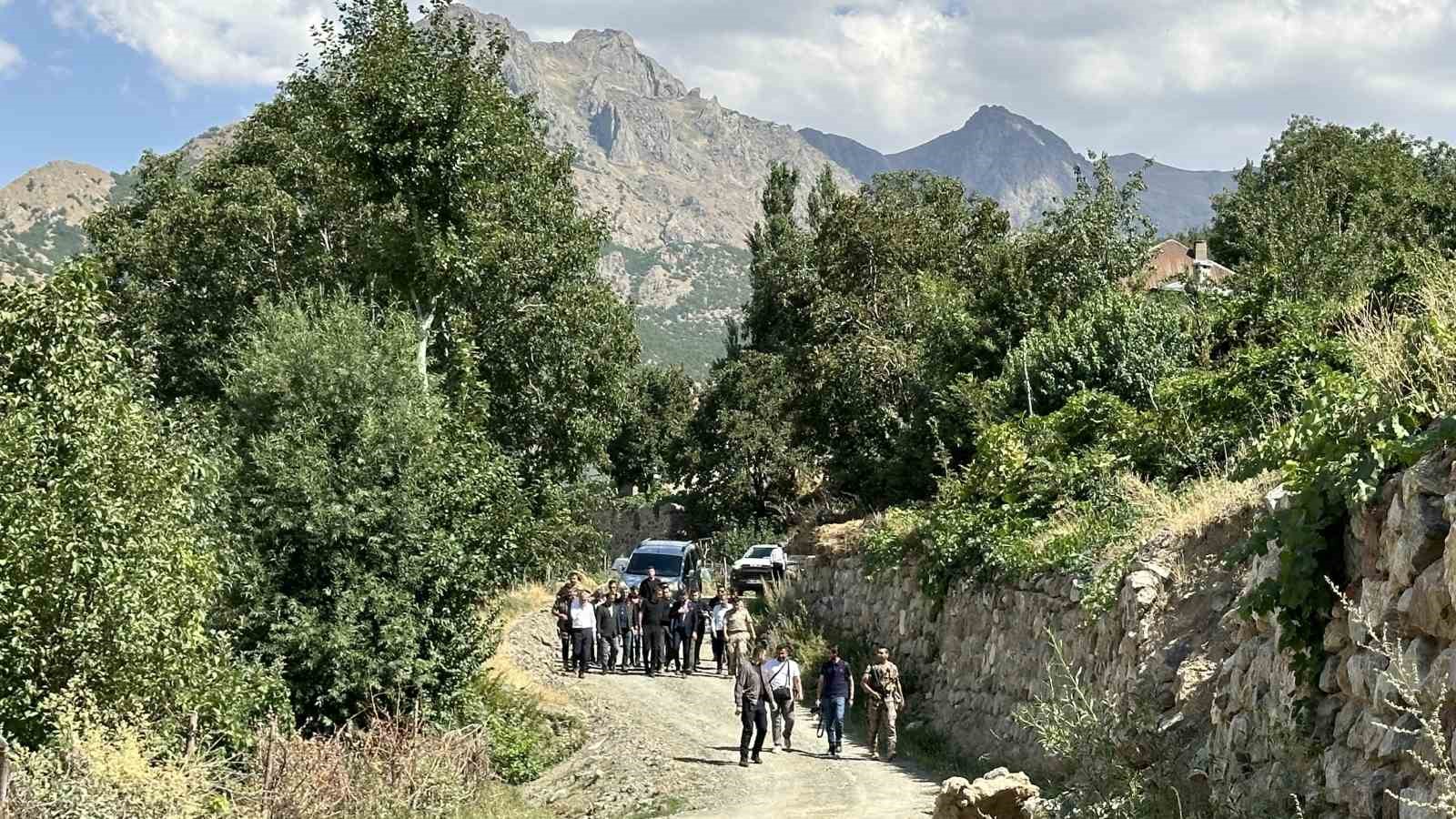 Hakkari’de boşaltılan köyler devlet eliyle yeniden hayat bulacak