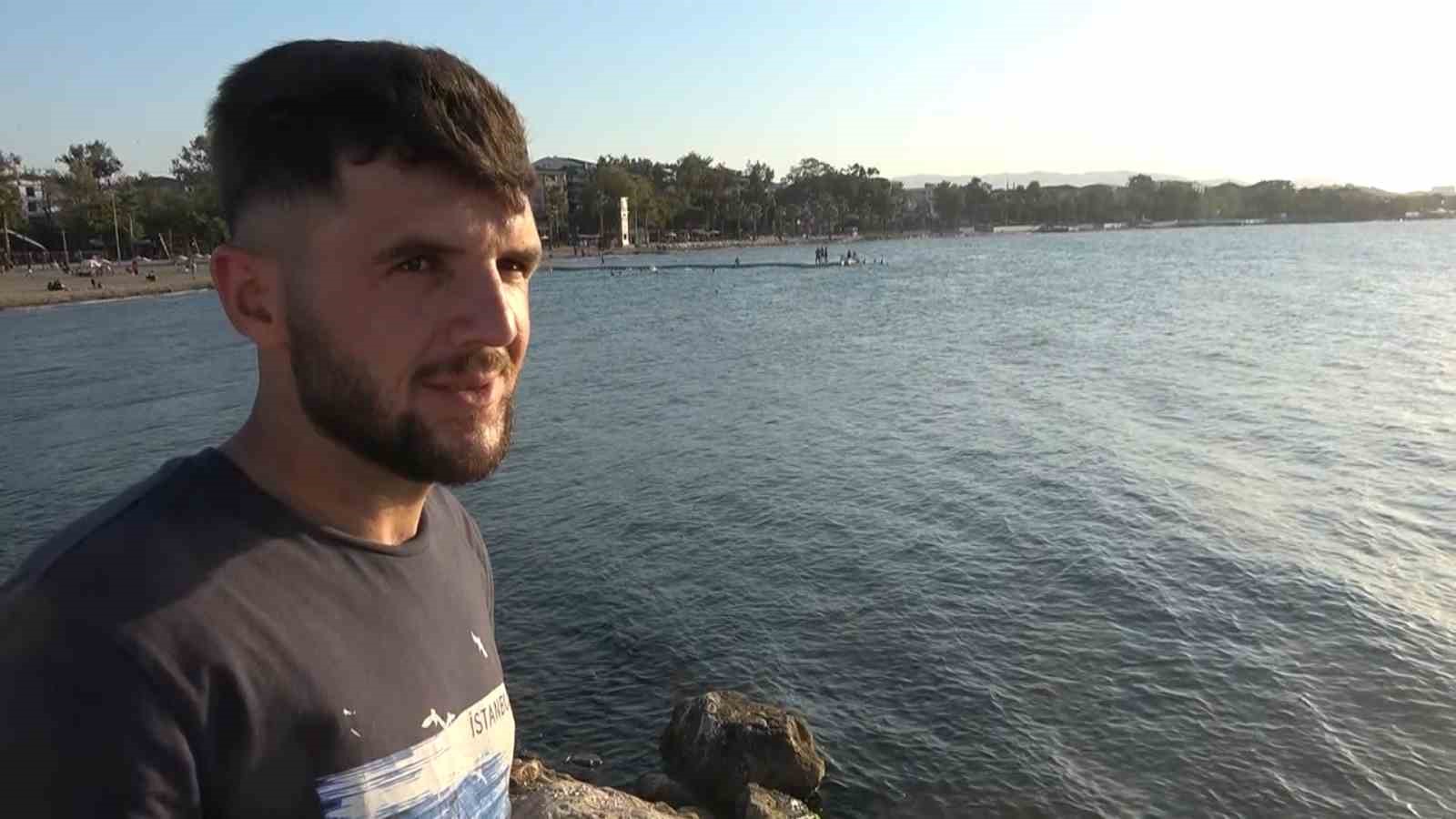 Boğulma tehlikesi geçiren şahsı kurtaran genç o anları anlattı