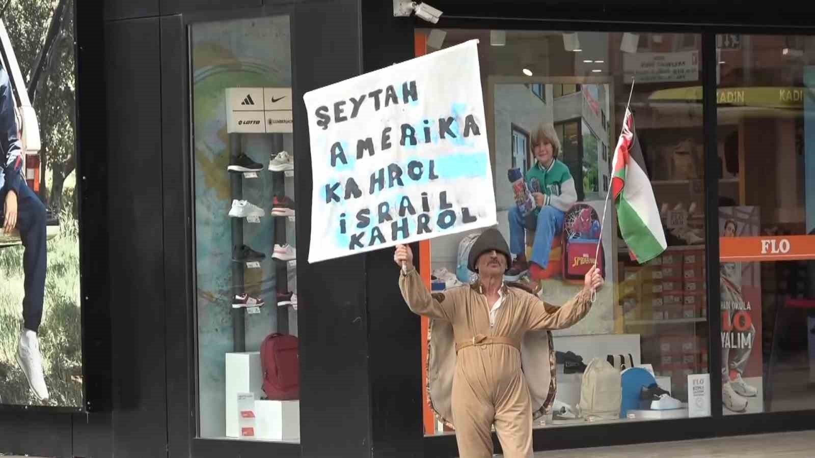 Tiyatro sanatçısından ilginç İsrail protestosu