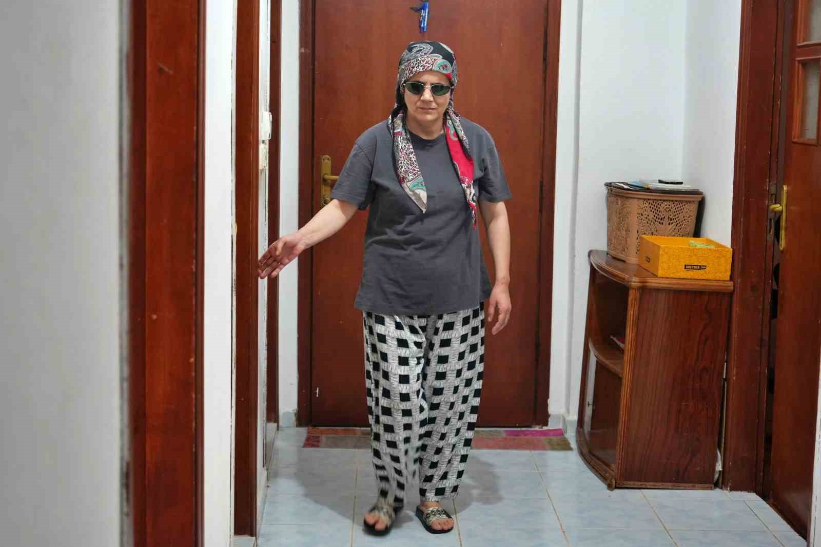 Görme engelli anne hayırseverlere seslendi