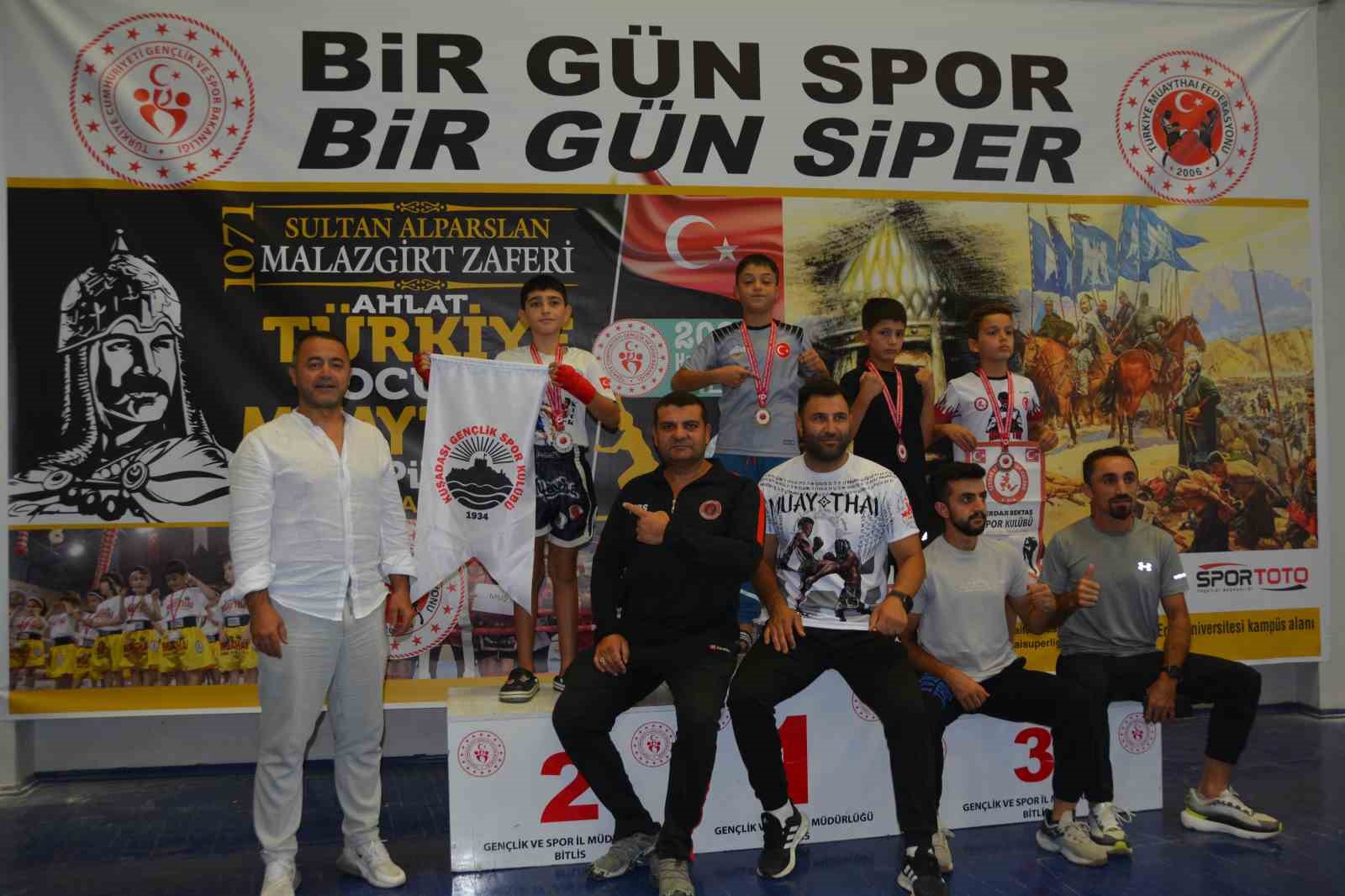 Minikler ve Yıldızlar Muaythai Türkiye Şampiyonası sona erdi