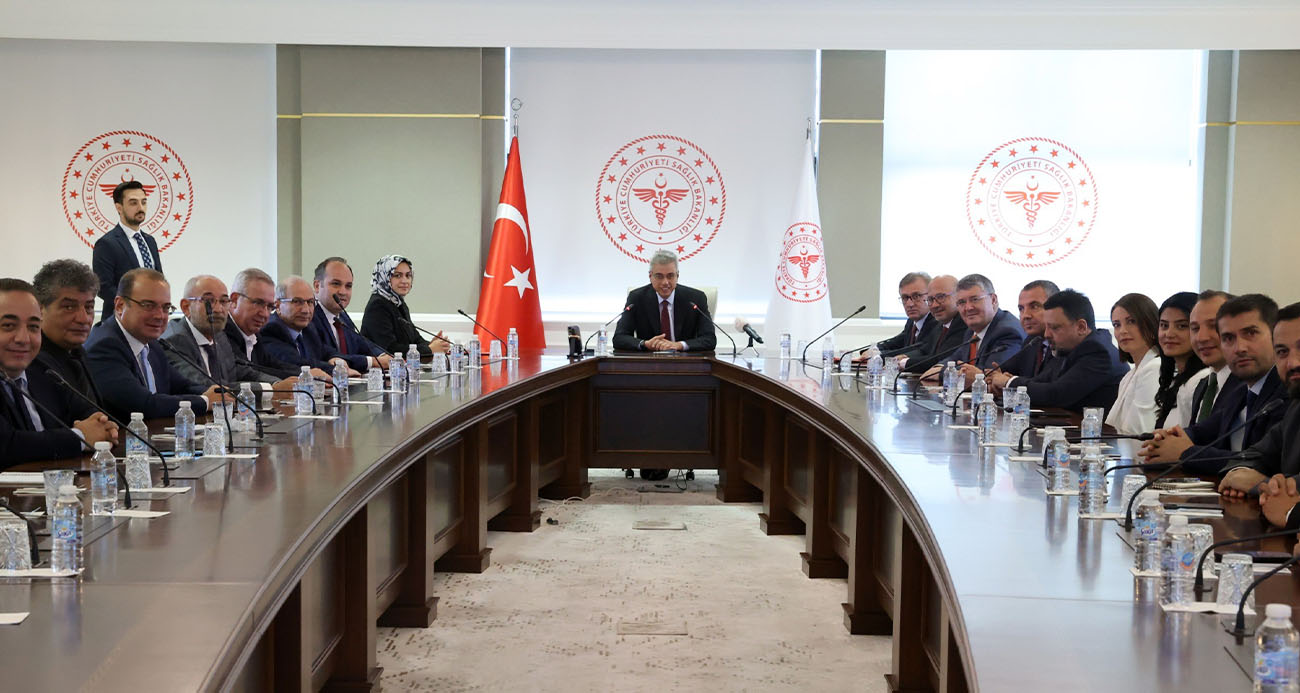 Bakan Memişoğlu’ndan Maymun çiçeği ve Covid-19 açıklaması!