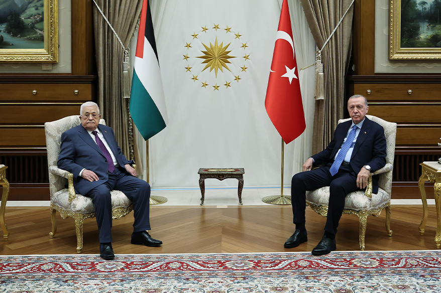 Cumhurbaşkanı Erdoğan, Filistin Devlet Başkanı Abbas ile bir araya geldi