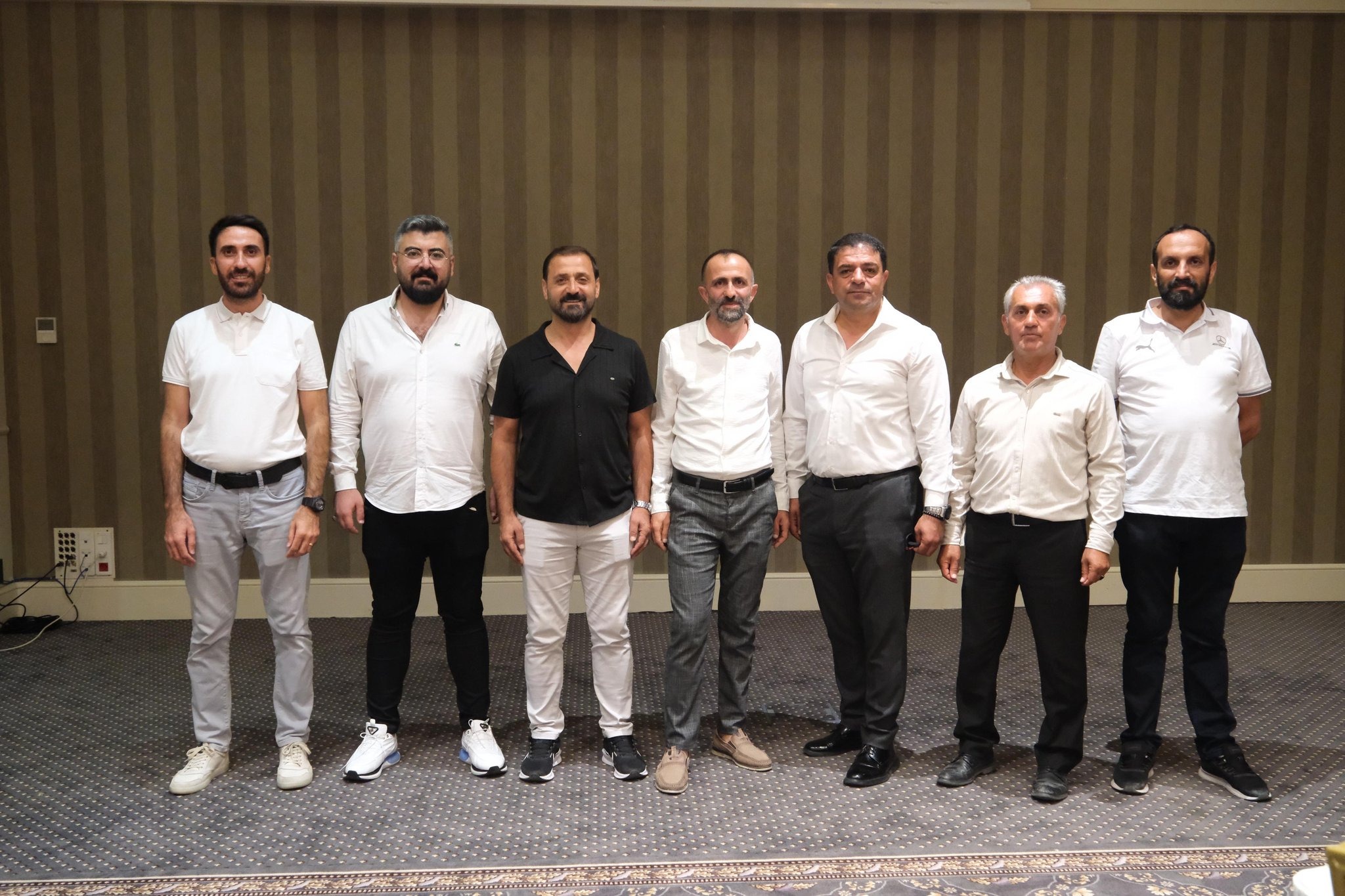 Vangölü Gazeteciler Cemiyeti’nin görev dağılımı yapıldı