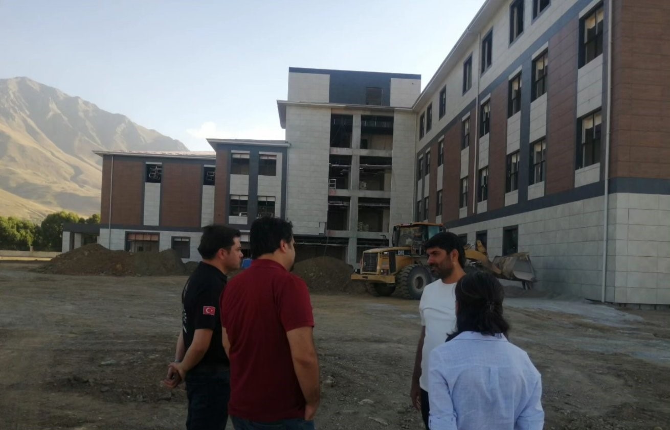 Gevaş Devlet Hastanesi açılış için gün sayıyor