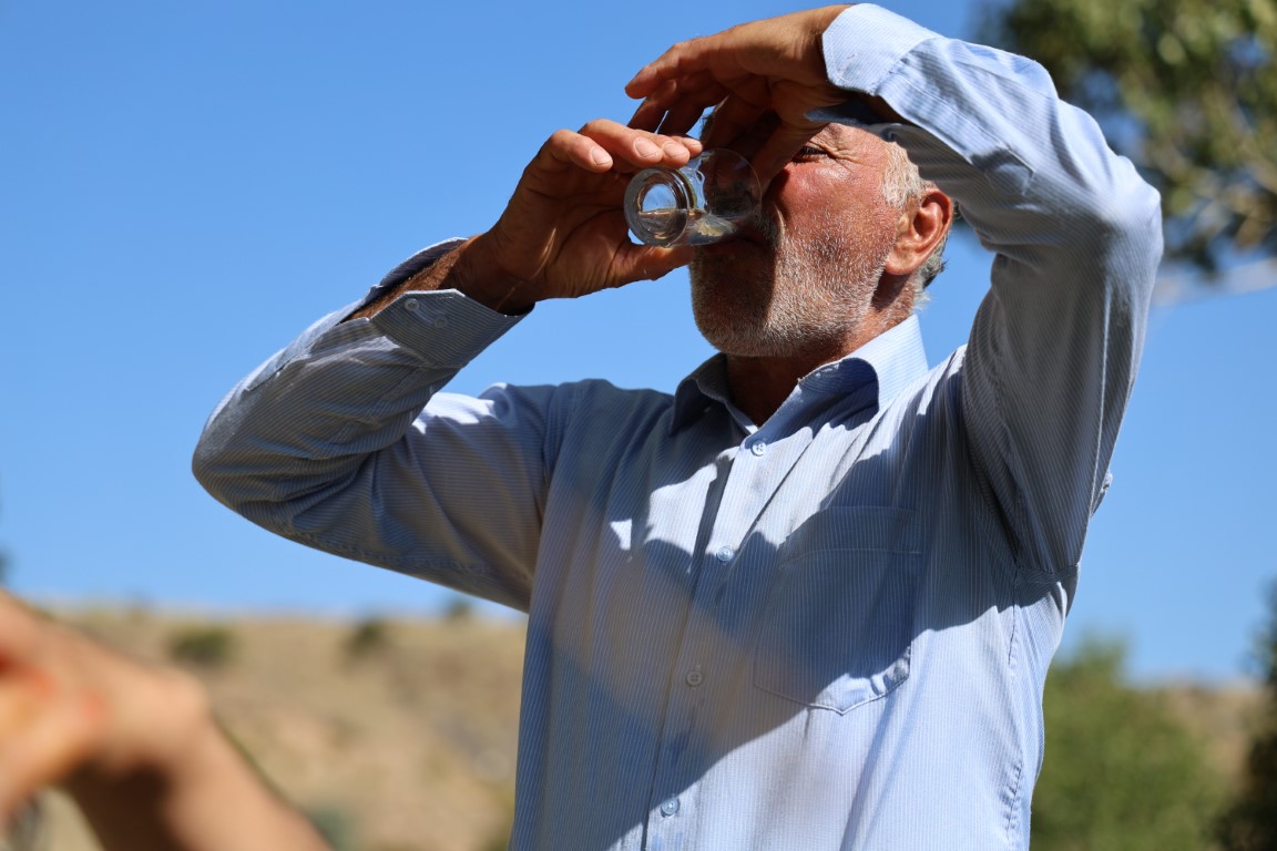 Kokusu dayanılmaz ancak kana kana içiliyor