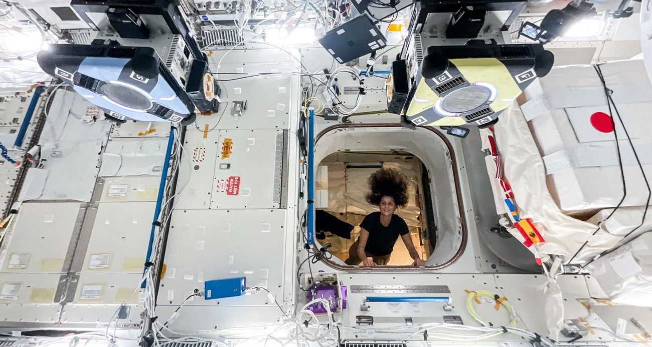 NASA: “Uzayda mahsur kalan astronotlar gelecek yıl dönecek”