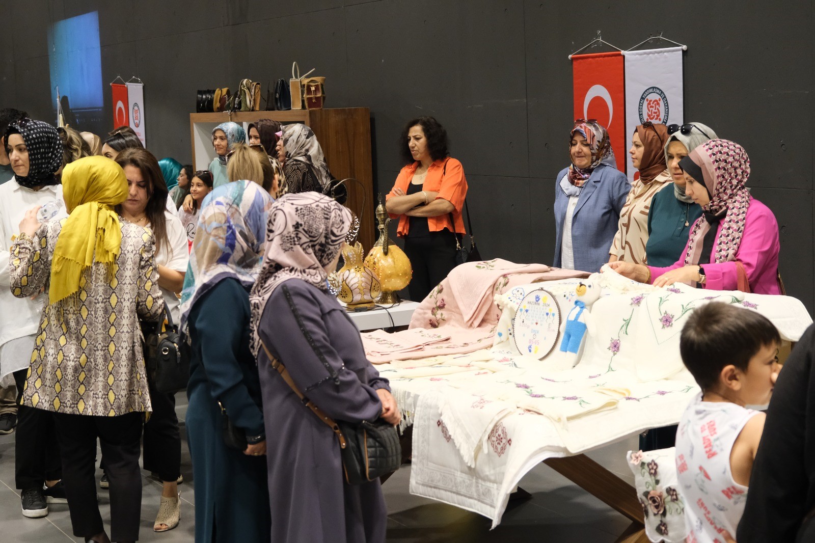 Van’da  ADEM’leri hünerlerini sergiledi  