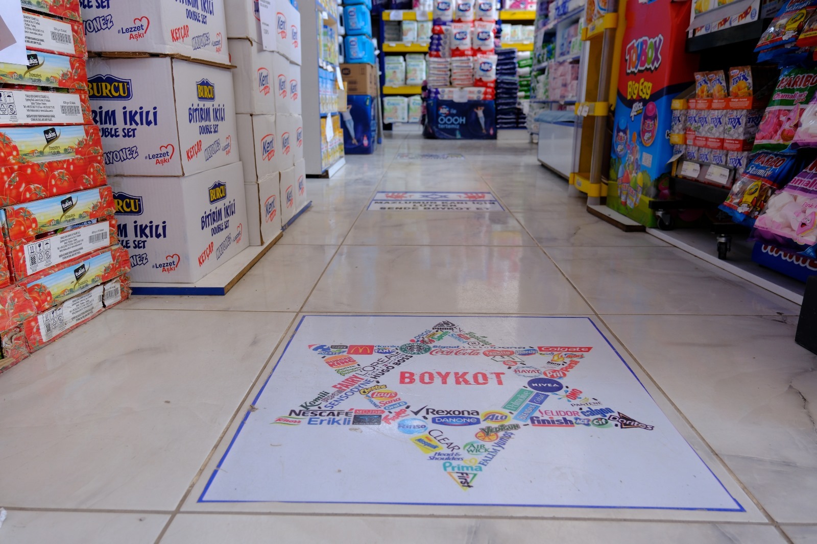 Van’daki iş yerleri boykot ürünlerini satmıyor
