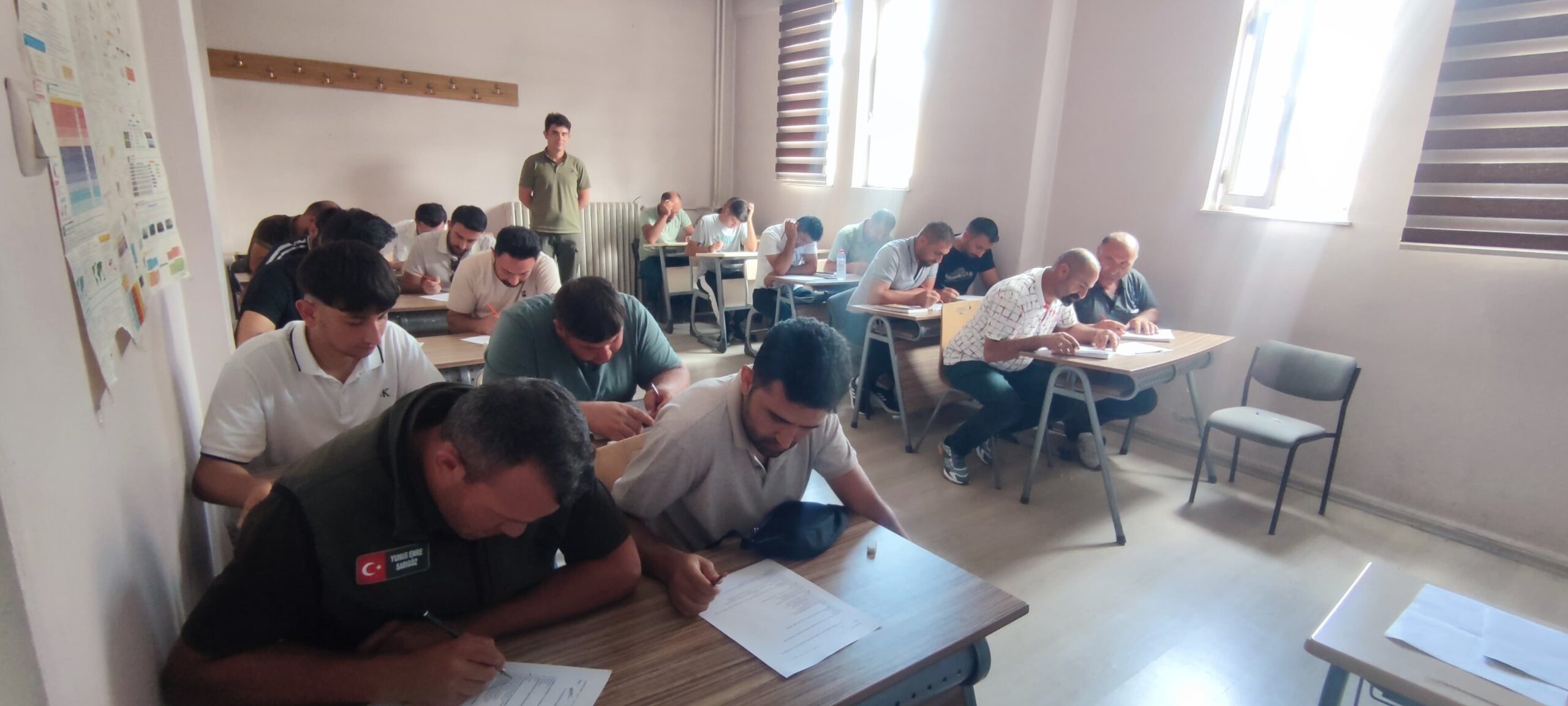 Van’da eğitim gören avcılara sertifika verildi