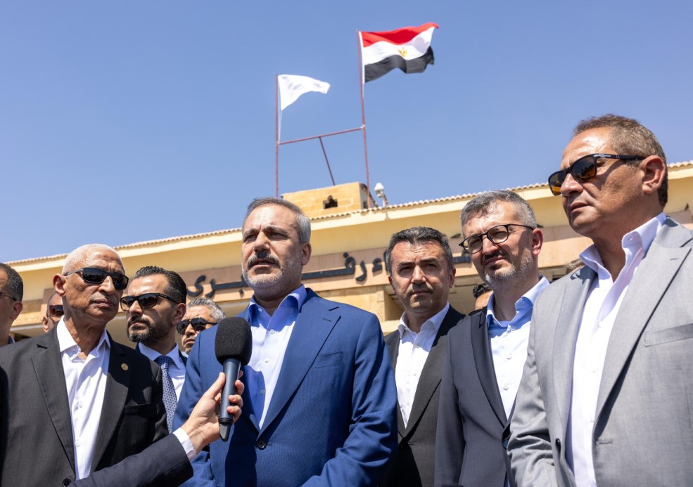 Bakan Fidan : “Hep beraber bu katliamı burada durdurmazsak, insanlık olarak bu katliamın ortağı olacağız”