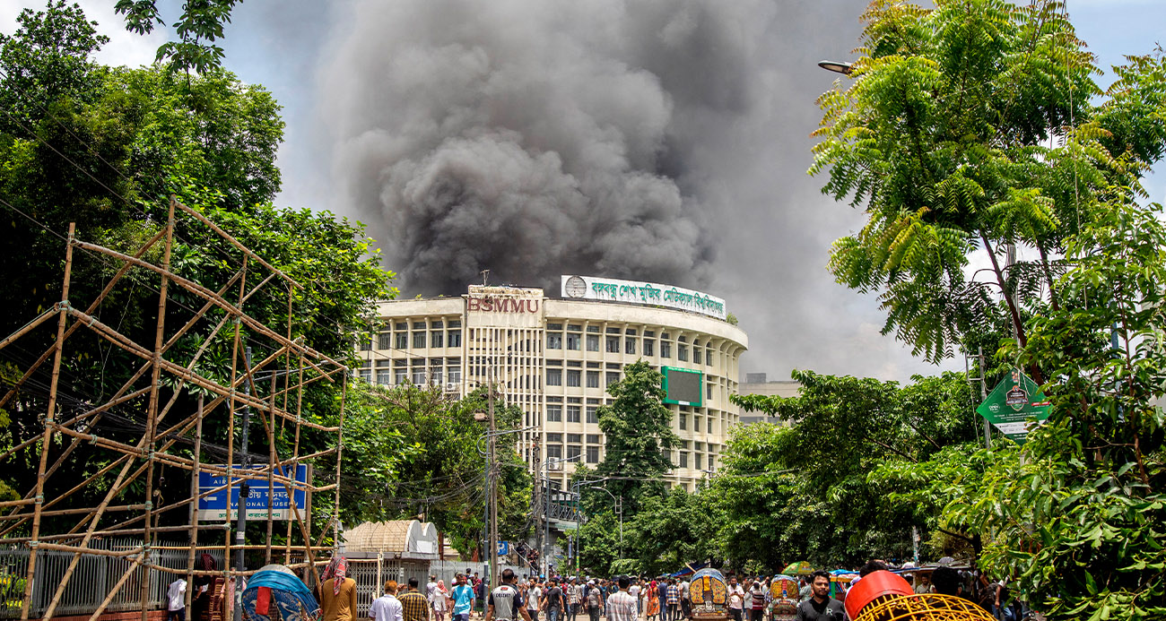 Bangladeş’teki hükümet karşıtı protestolarda ölü sayısı 99’a yükseldi