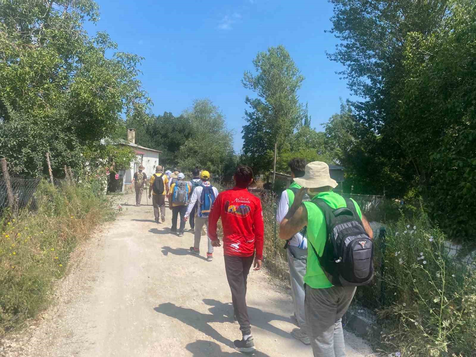 Şamran Kanalı için 51 kilometre yürüdüler