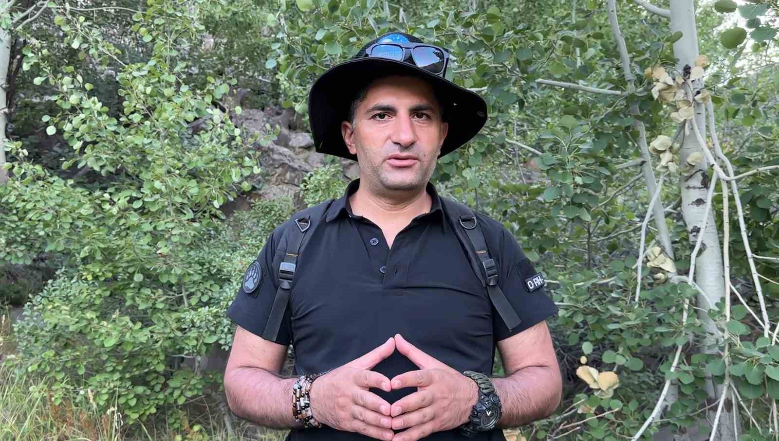 Nemrut’a pikniğe giden vatandaşlar ayı sürprizi ile karşılaşıyor