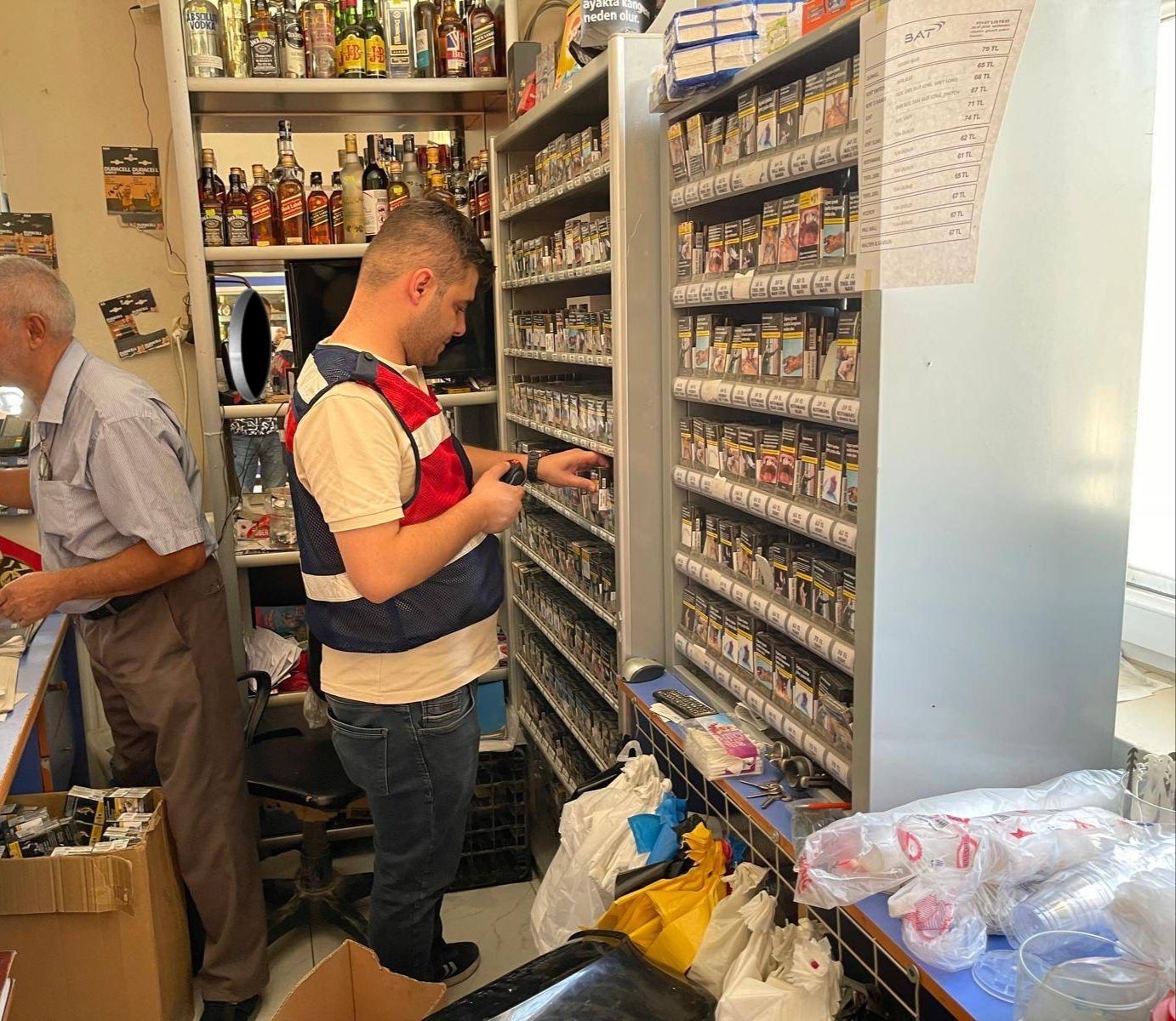 Jandarmadan Kaçak ve Sahte Alkol Uygulaması