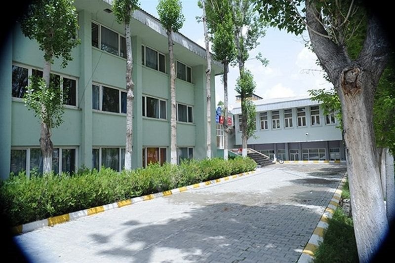 Van YYÜ’de bulunan KYK yurtları yıktırılıyor mu?