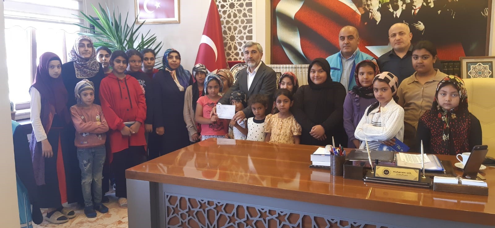 Minik  öğrencilerden Filistin’e destek