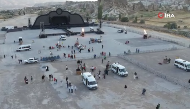 Görsel şölene rüzgar engeli