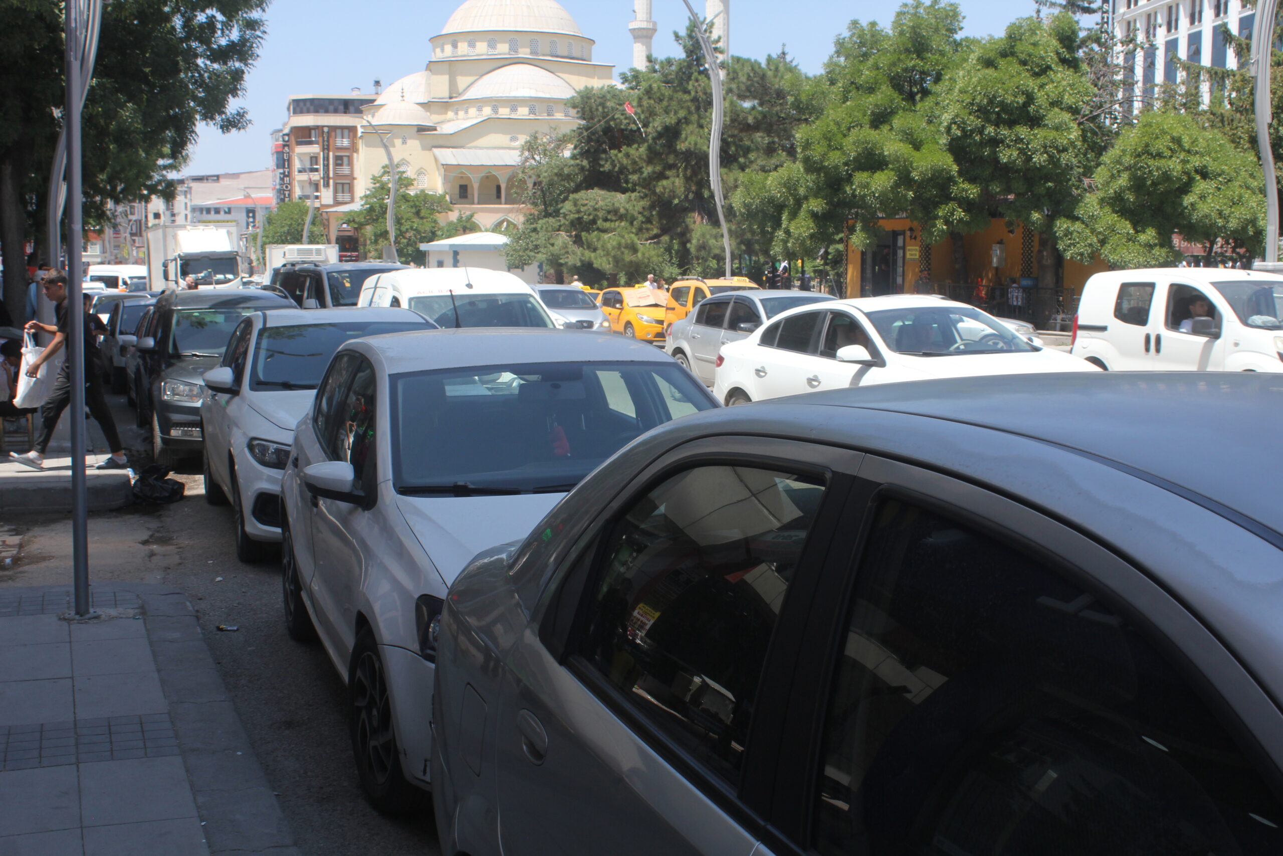 Van’da trafikte sorun çok ama çözen yok!
