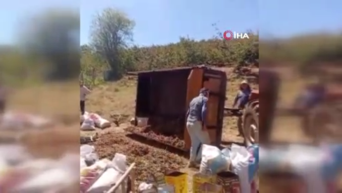 Sakarya’da işçileri taşıyan traktör devrildi