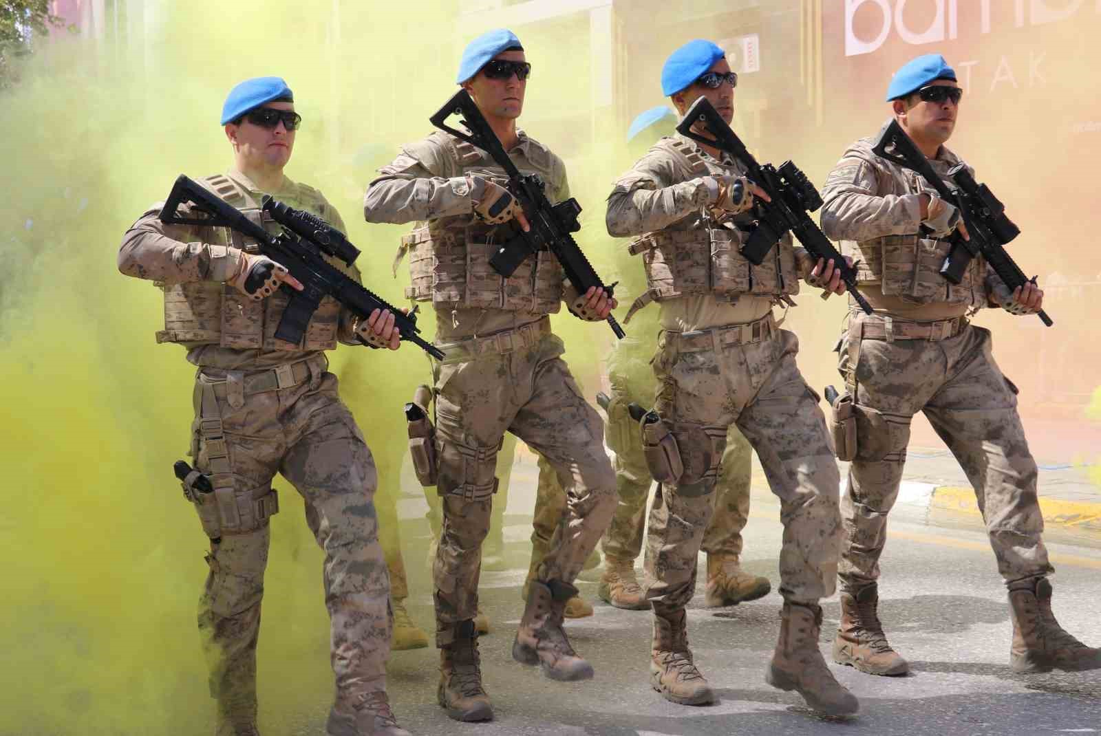 Van’da 30 Ağustos Zafer Bayramı coşkuyla kutlandı