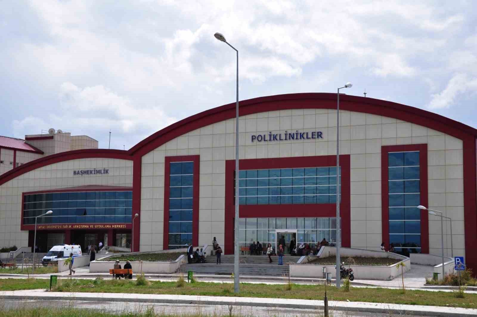 Vatandaşlara hizmet veremeden  atıl vaziyette bırakıldı