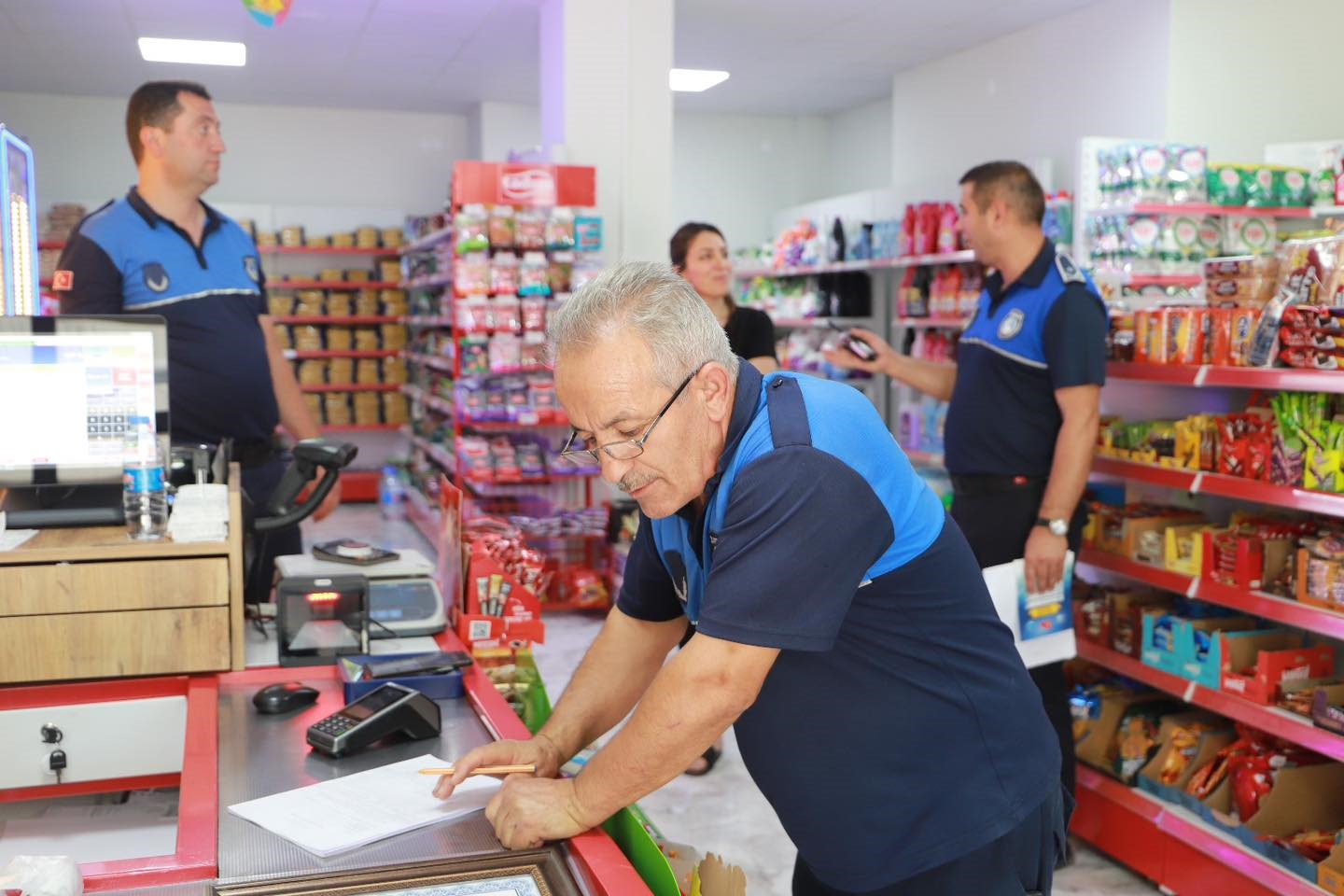 Zabıta ekiplerinden denetim