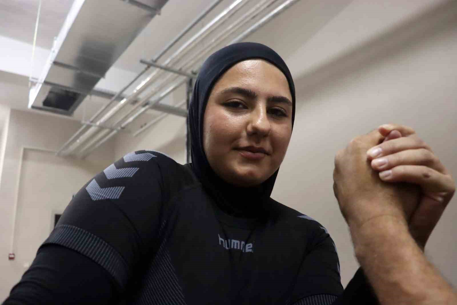 “Bu spor kız için değil” diyenleri dinlemedi: hedefi Türkiye şampiyonluğu