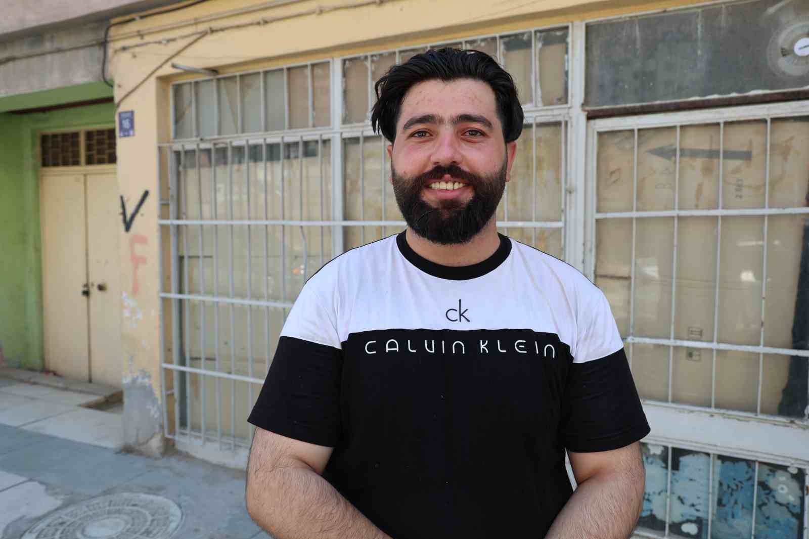 Denemek için bindiği motosikleti çaldı