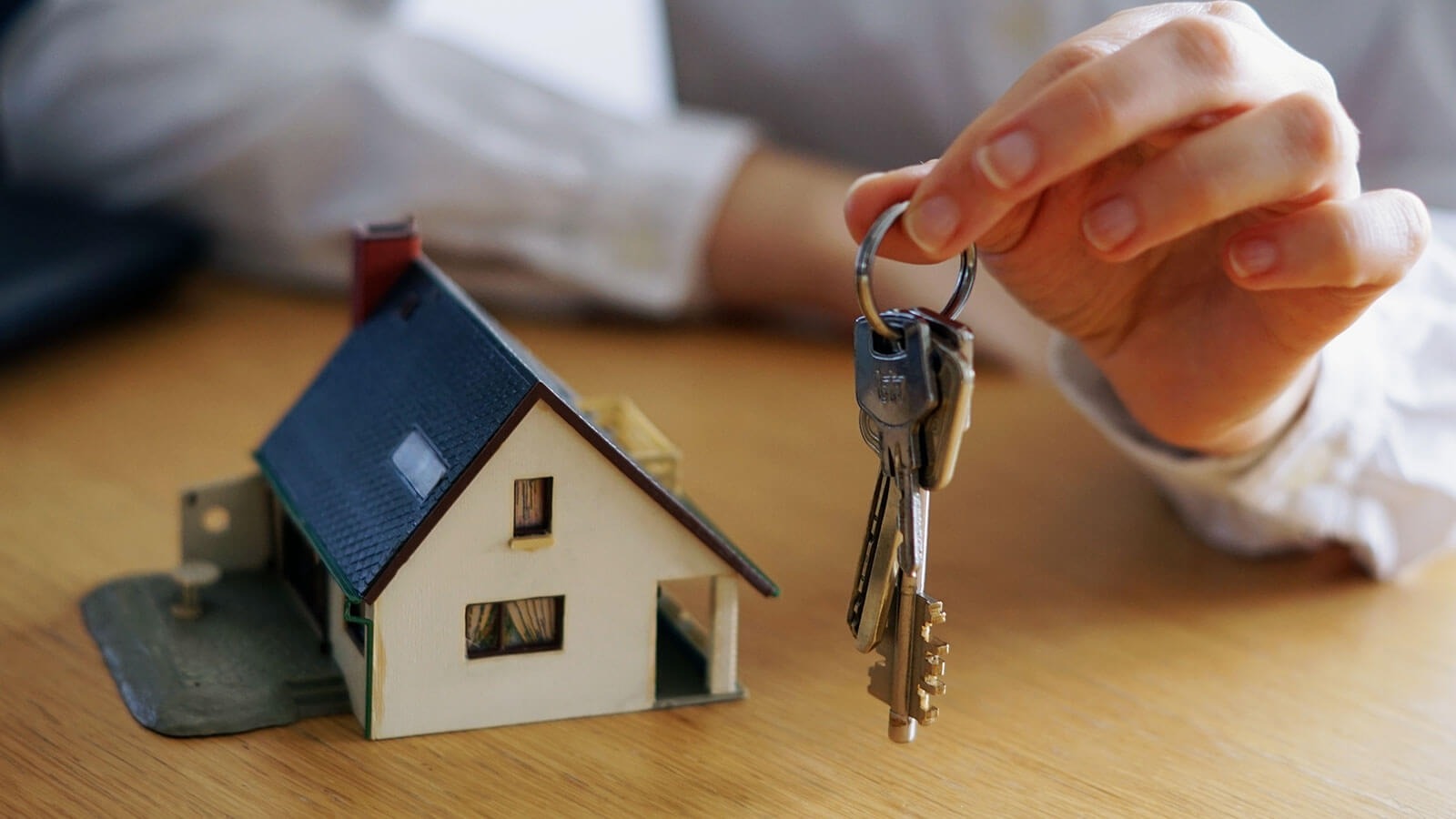 Bakanlık emlak fırsatçılarına karşı alarmda! Ceza yağıyor