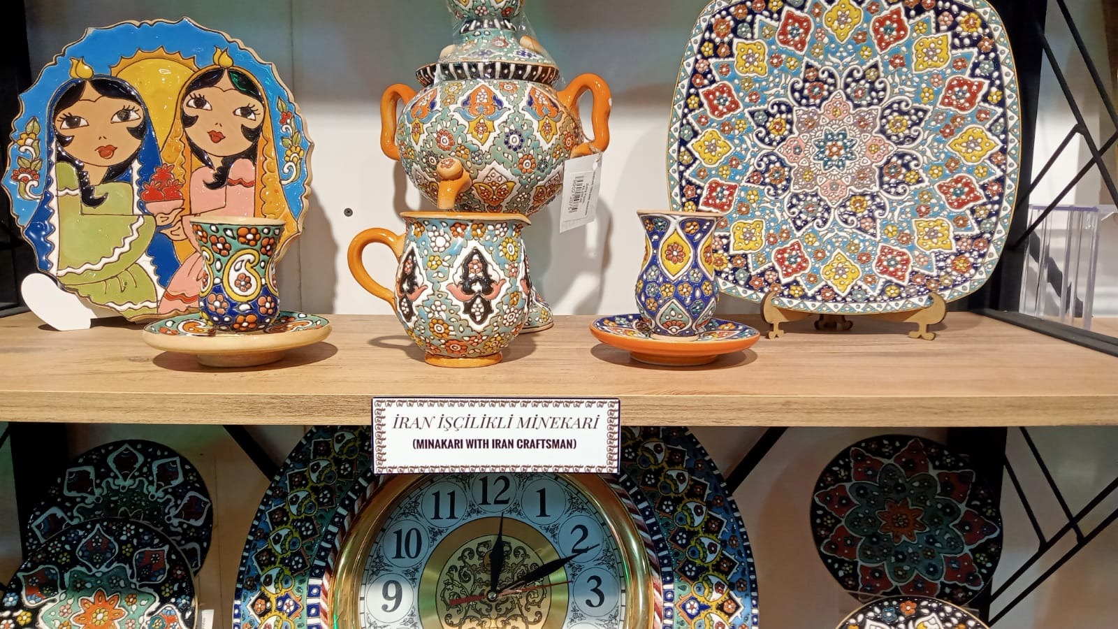 İran el sanatları Van’da ilgi görüyor