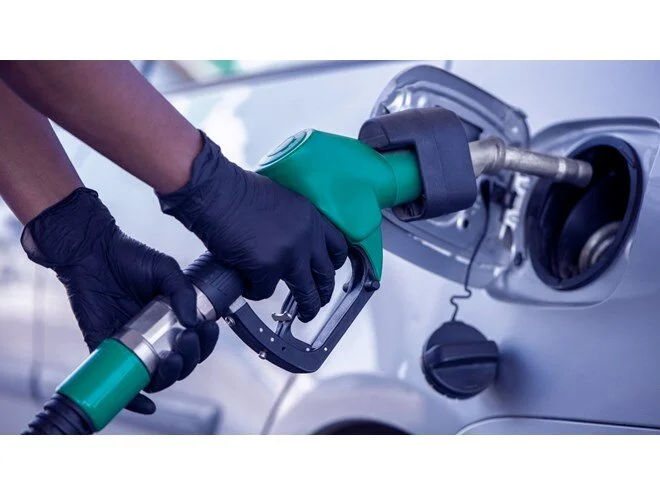 Benzine zam bekleniyor