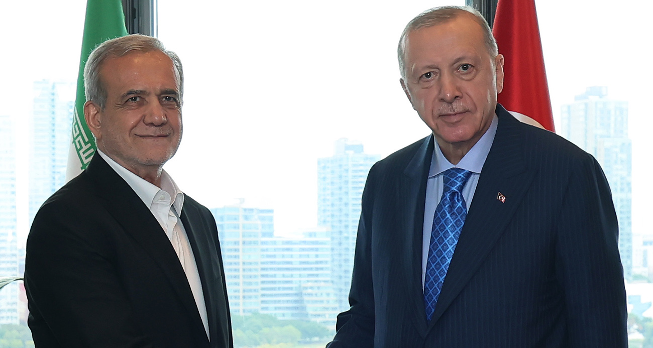 Cumhurbaşkanı Erdoğan, İran Cumhurbaşkanı Pezeşkiyan ile görüştü