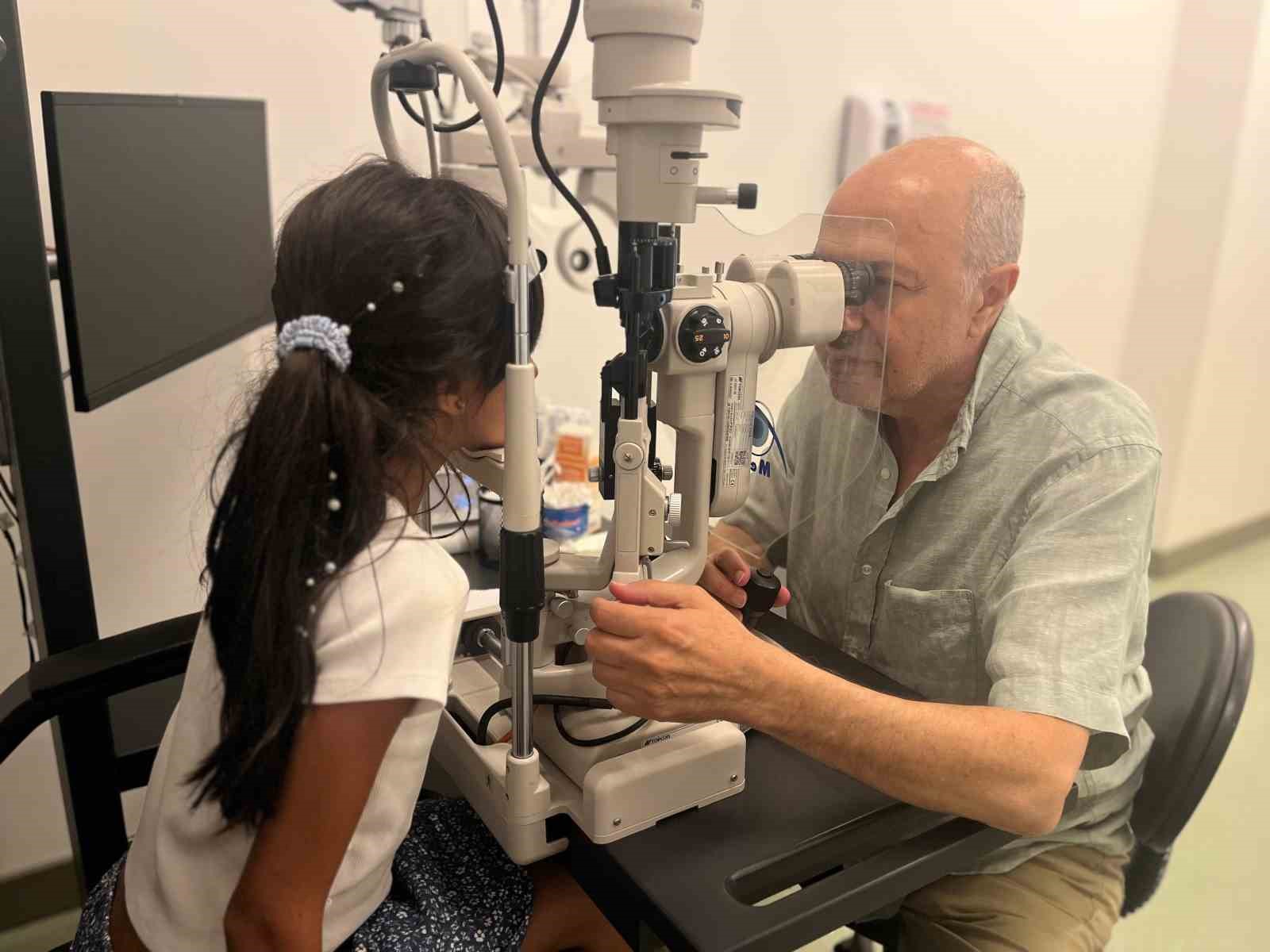 Ebeveynler bu habere dikkat! Göz sağlığı okul başarısını etkiliyor