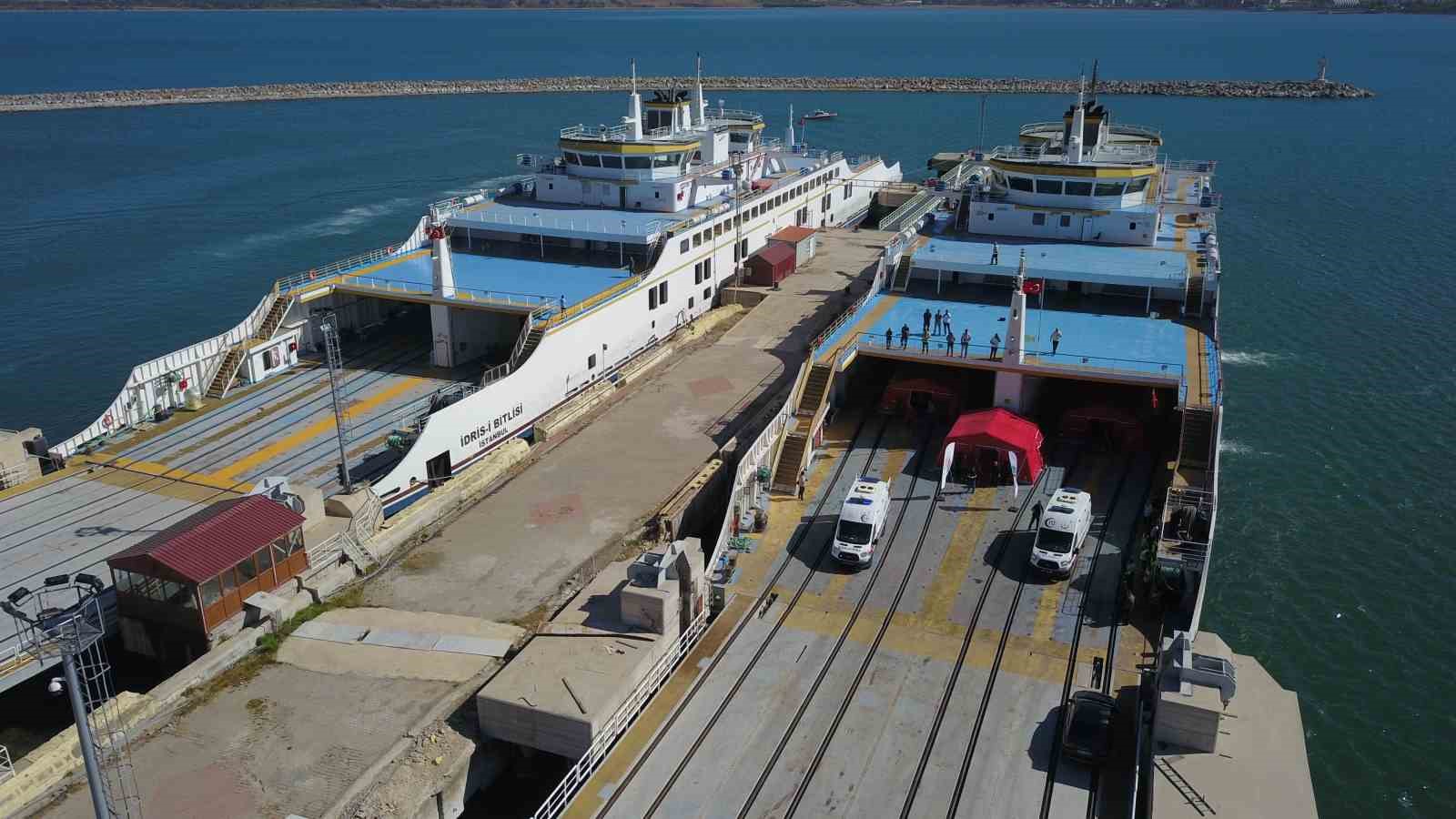 Türkiye’nin en büyük feribotlarıyla deprem tatbikatı yaptılar